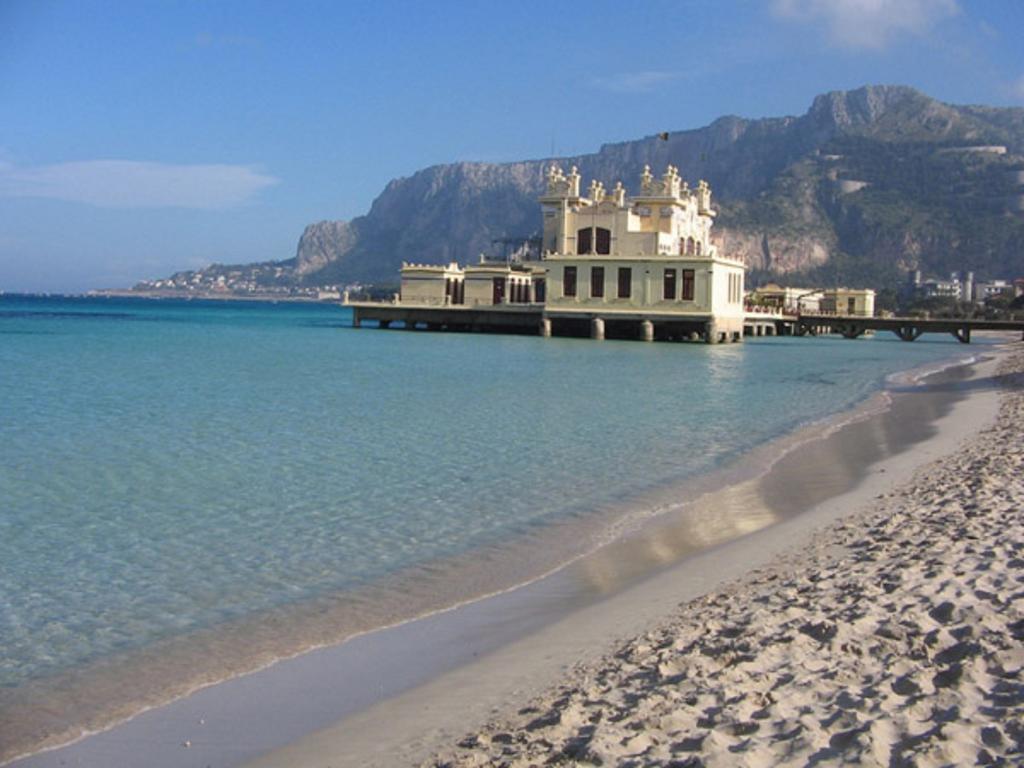 Casa Lunastella Locazione Turistica Mondello Eksteriør billede